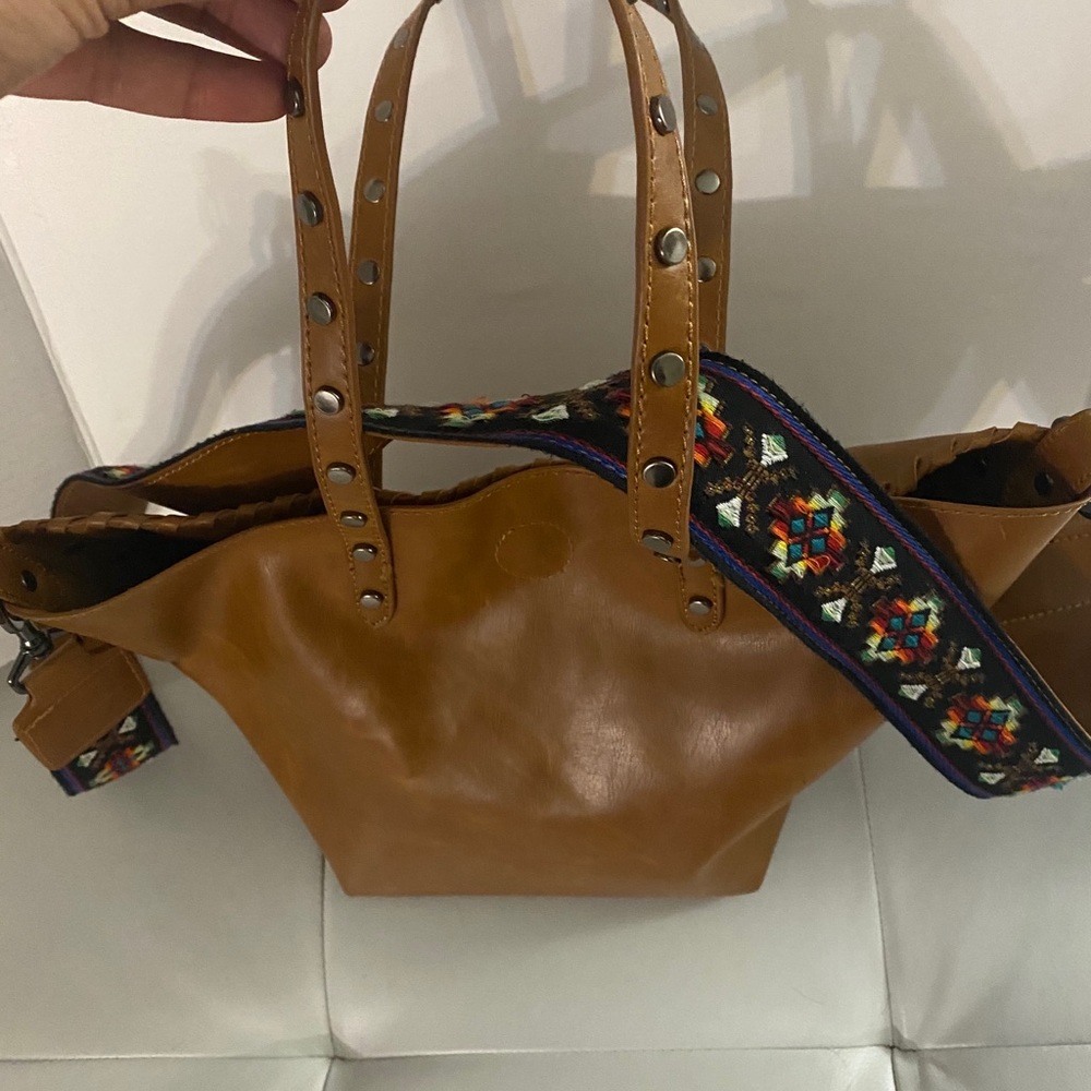 Circus by sam Edelman Lela tote bag